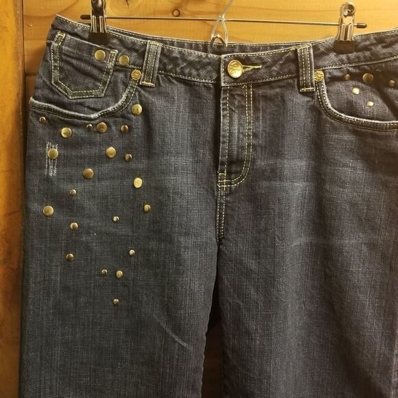 Seven7 Premium Denim Capris   - Picture 3 of 6